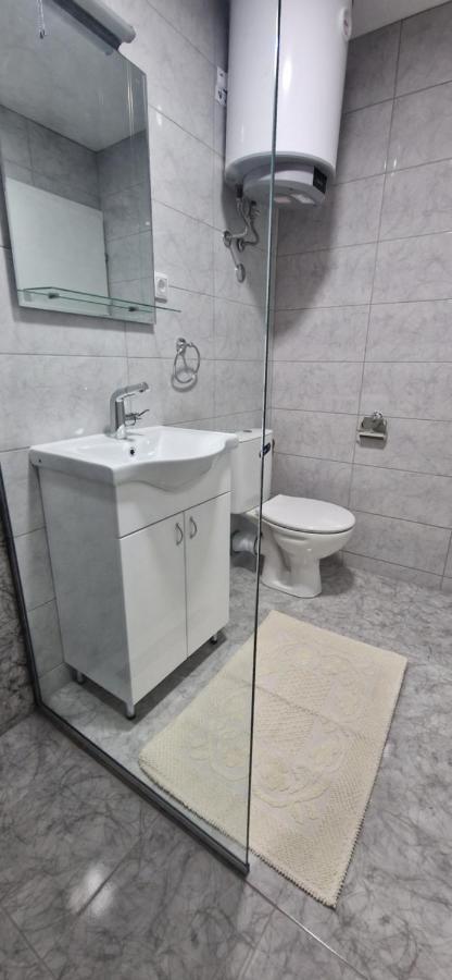 Apartmani Ostojic Vrdnik Εξωτερικό φωτογραφία